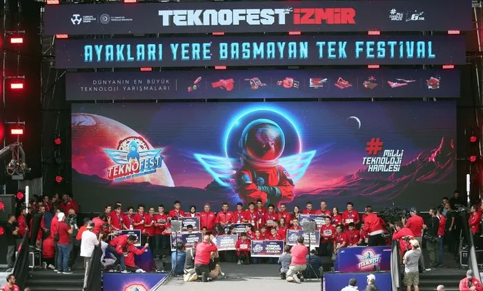teknofestten-100yila-ozel-1-yilda-3-festival-45-milyon-ziyaretci-1696258202675.jpg