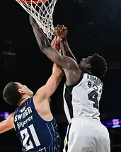 Anadolu Efes’i deviren Beşiktaş finalde!