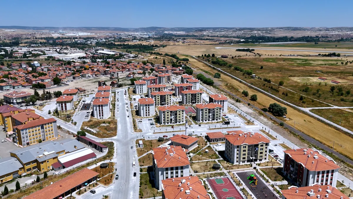 Bakan Kurum paylaştı: Kütahya'da kentsel dönüşüm sevinci! Bakmaya doyamazsın