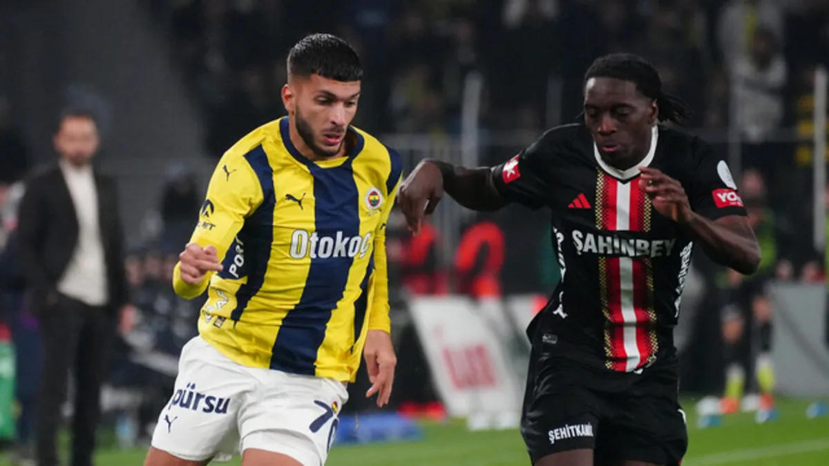 Son dakika: Fenerbahçe’nin kupada rakibi Gaziantep! İlk 11’ler belli oldu… Son dakika: Fenerbahçe’nin kupada rakibi Gaziantep! İlk 11’ler belli oldu…