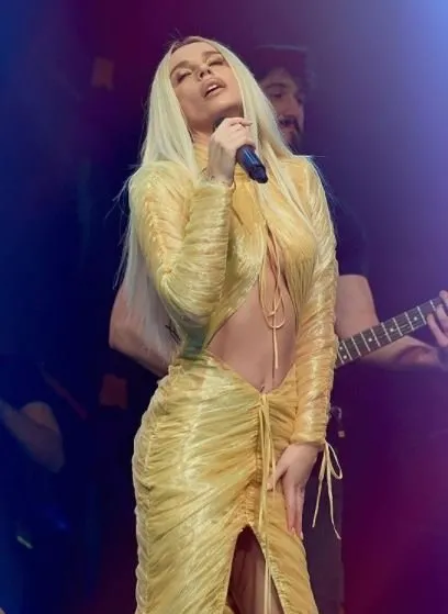 Şarkıcı Gülşen’in bu halini görenler şaşkına döndü! Sıfır makyaj filtresiz Photoshopsuz hali sosyal medyanın diline düştü