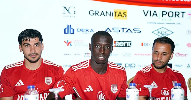 Pendikspor yeni transferlerini tanıttı!
