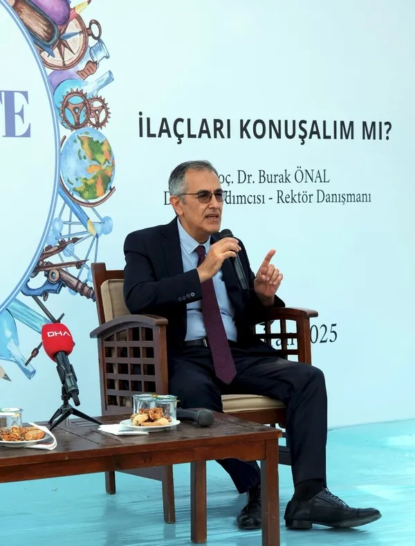 yokun-bilim-kafe-etkinligi-ile-insanlar-aydinlatiliyor-1751113790369.jpg