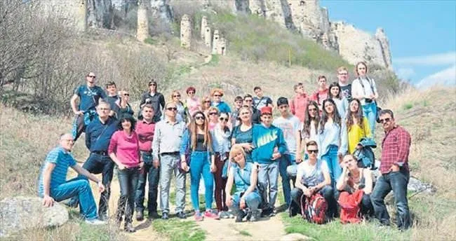 Meryem Abdurrahim Gizer Ortaokulu AB kapısını açtı