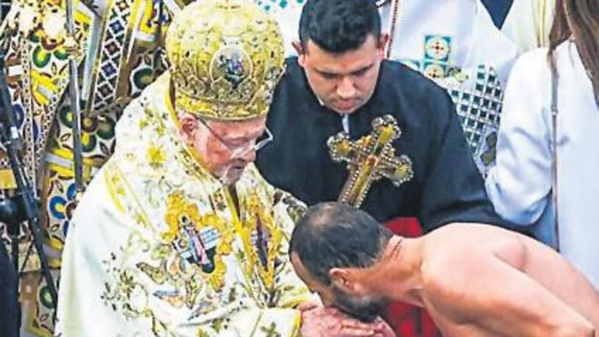 Denizden haç çıkardılar