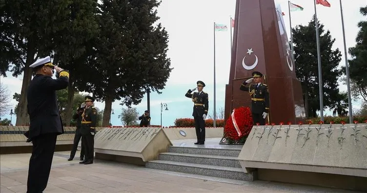 Deniz Kuvvetleri Komutanı Oramiral Bostanoğlu Azerbaycan’da