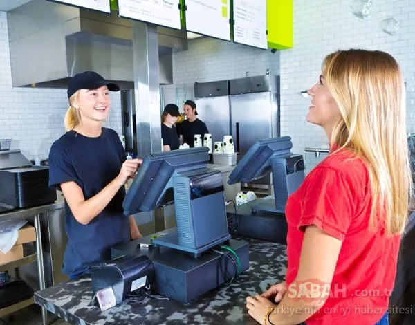 Restoran çalışanlarından itiraf: Bu yiyecekleri kesinlikle sipariş vermeyin!