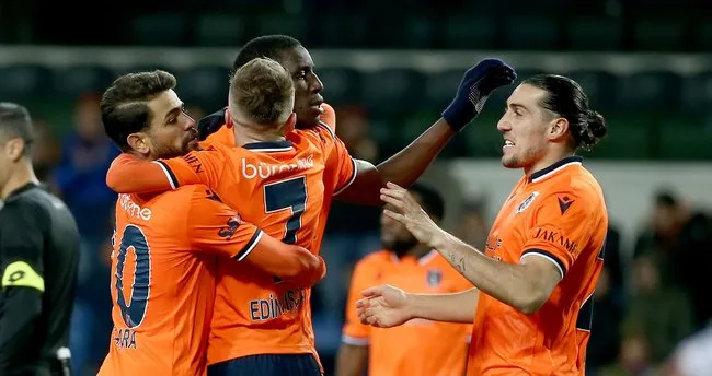 Demba Ba Besiktas A Donebilir Son Dakika Besiktas Transfer Haberleri Spor Haberleri