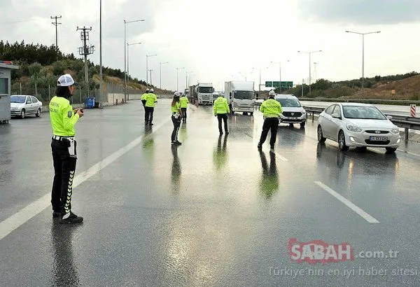 Adana'da helikopter destekli trafik denetiminde; kurallara uymayan sürücülere ceza yağdı