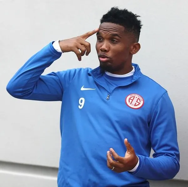 Eto'o'dan Türk bayraklı paylaşım