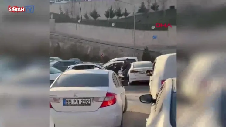 Mardin'de tekme tokat yol verme kavgası!