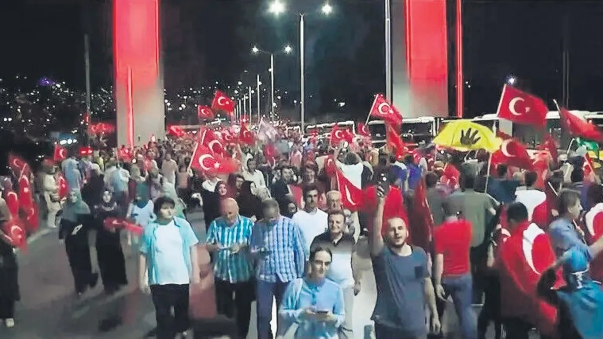 Başkan Recep Tayyip Erdoğan'ın sesinden 'Bu Vatan Kimin?' şiirinin yer aldığı video karesi.