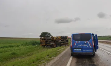 Aksaray’da korkutan kaza: Askeri araç devrildi! 2 yaralı