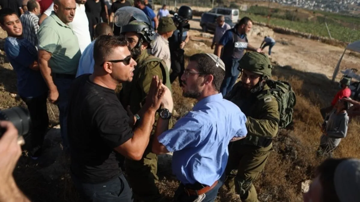 Gaspçı İsrailliler Batı Şeria’da bir çiftlikteki koyunlara saldırdı Gaspçı İsrailliler Batı Şeria’da bir çiftlikteki koyunlara saldırdı