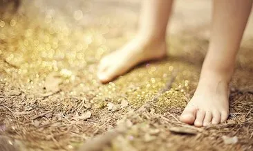 Sağlığın sırrı toprakta! Çıplak ayakla toprağa basmanın inanılmaz etkisi…