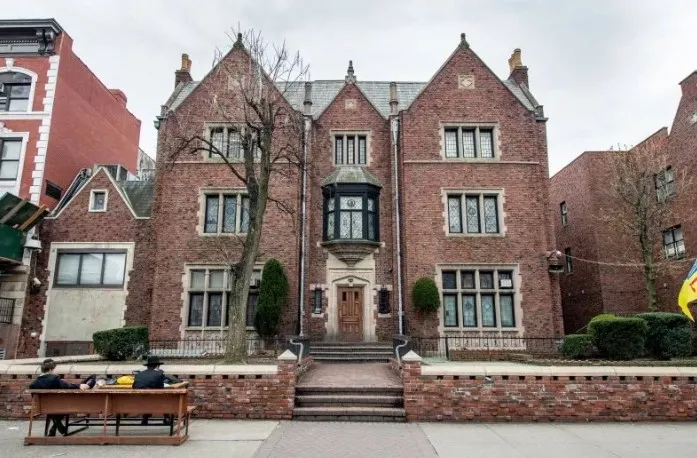 Bebek sandalyesi ve kanlı yatak bulunmuştu: Sinagogdaki gizli tünel skandalında yeni gelişme! Çocuk müzesi detayı şoke etti