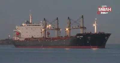 Ukrayna’dan yola çıkan tahıl yüklü iki gemi ‘Glory’ ve ‘Riva Wind’ İstanbul Boğaz’ından geçti | Video