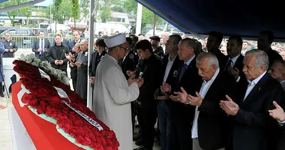 Gazeteciliğin duayeni Mehmet Barlas’a veda