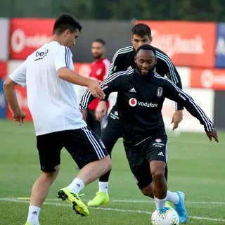 Georges-Kevin N'Koudou, Beşiktaş ile ilk antrenmanına çıktı