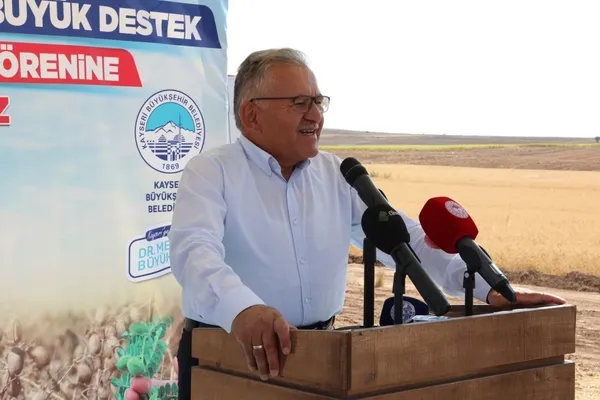 kayseri-buyuksehirden-tarima-yaklasik-18-milyon-liralik-destek-1713351945435.jpg