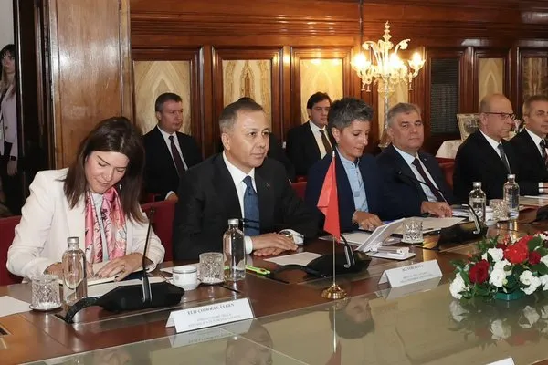 İtalya Güvenlik Zirvesi