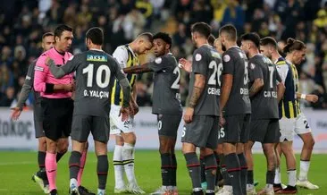 Son dakika haberleri: Arda Kardeşler ortalığı ayağa kaldırdı! Fenerbahçe - Fatih Karagümrük maçına VAR kararları damga vurdu