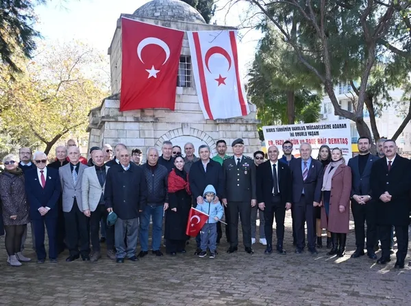 denktas-ve-kucuk-olum-yildonumlerinde-antalyada-anildi-1705224184846.jpg