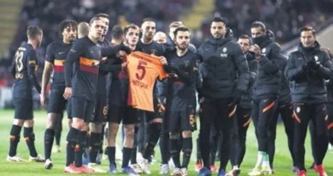 Ahmet Çalık’ın forması açıldı