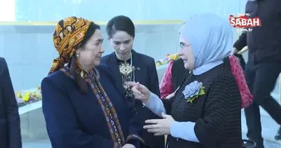Emine Erdoğan Türkmen El Sanatları Sergisi’ni gezdi | Video