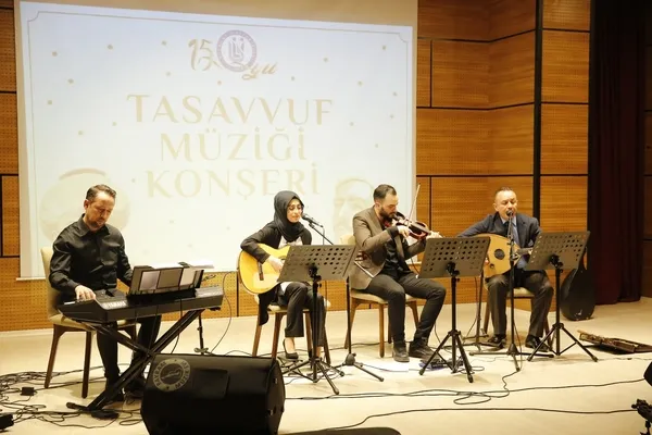 ramazan-dolayisiyla-tasavvuf-musikisi-konseri-duzenlendi-1681366991646.jpg