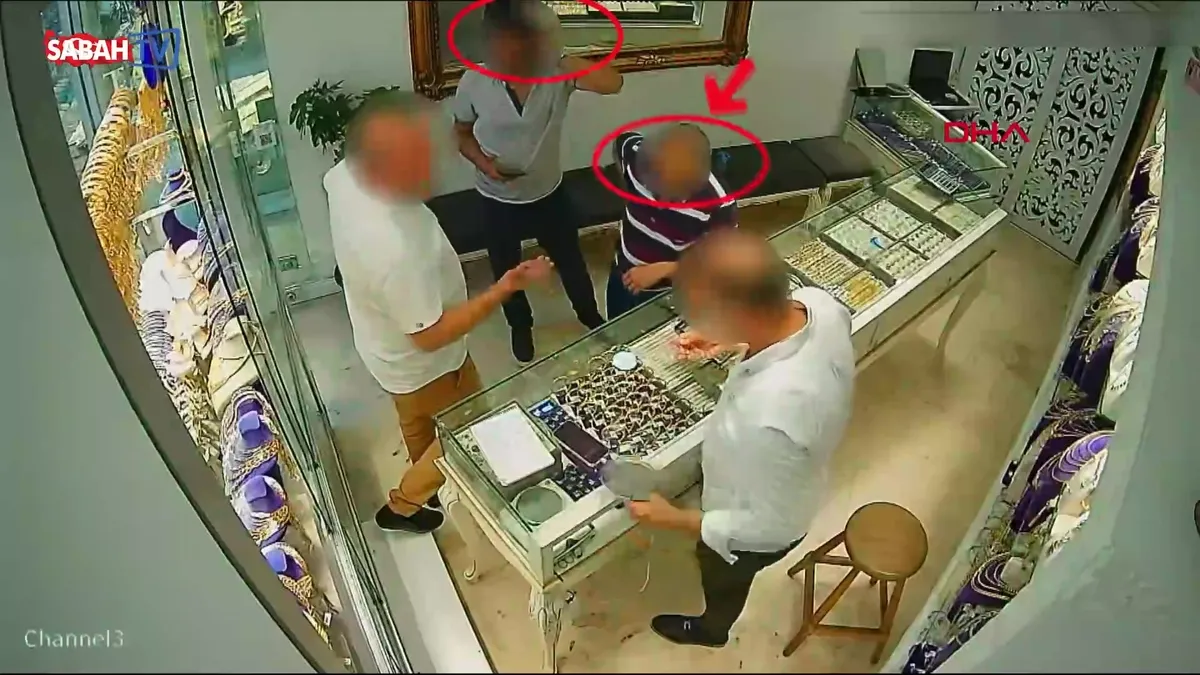 Kuyumculara sahte altın diş satan 4 şüpheli tutuklandı | Video videosunu izle Kuyumculara sahte altın diş satan 4 şüpheli tutuklandı | Video videosunu izle