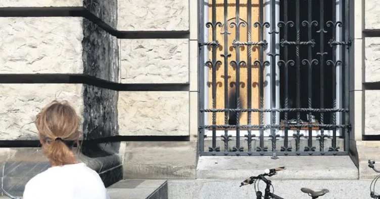 Almanya meclisini yakmaya çalıştılar