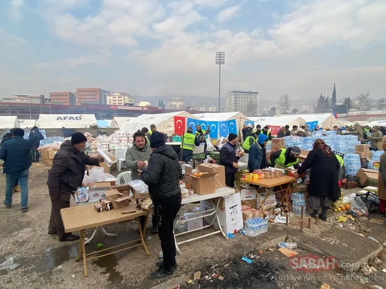 Deprem bölgesine yardım seferberliği... Kahramanmaraş’ta kurulan çadır kentte yeni hayat başladı