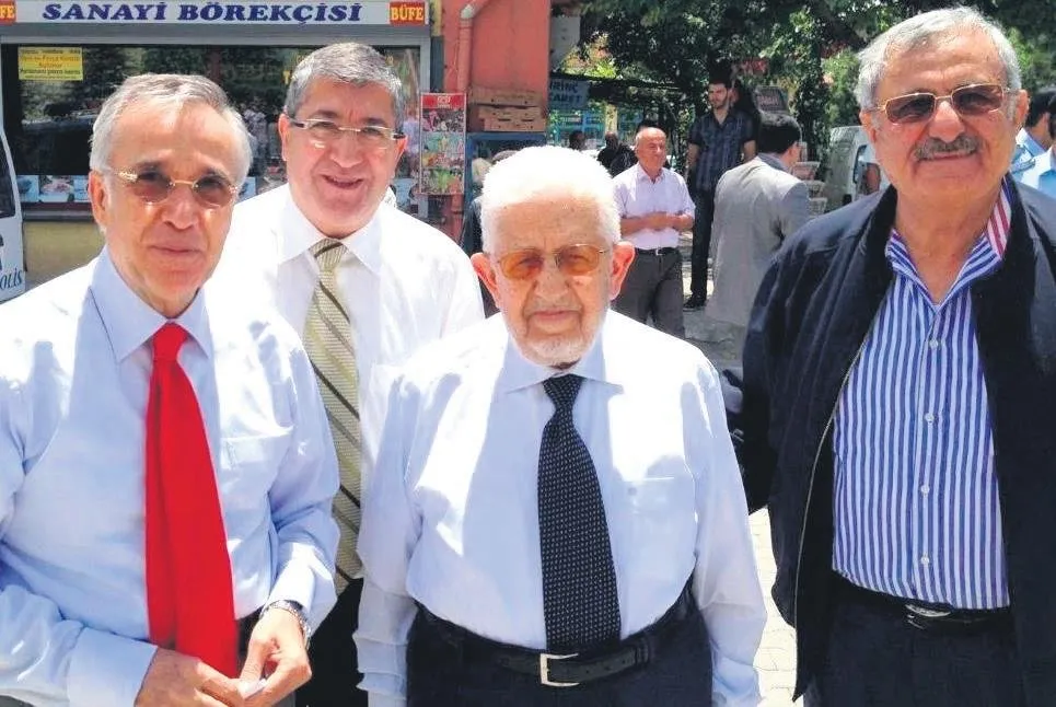 YAVUZ DONAT / Bir ömrün hikâyesi YAVUZ DONAT / Bir ömrün hikâyesi