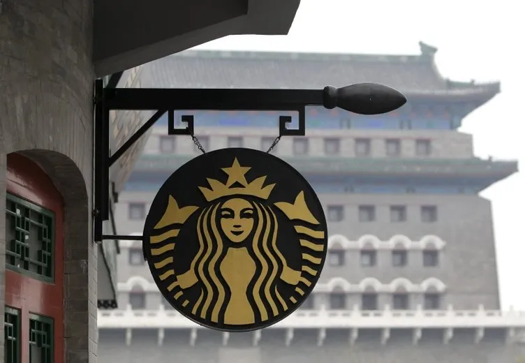 Cinsel taciz ve çocuk işçi skandallarıyla gündeme gelmişti: Starbucks’a bir dava daha!