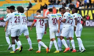Hatayspor 3 puanı tek golle aldı! Demirel’in takımı kümeden uzaklaştı...