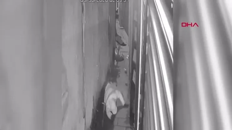 Kapalıçarşı'da akılalmaz hırsızlık! Yeni görüntüler ortaya çıktı | Video