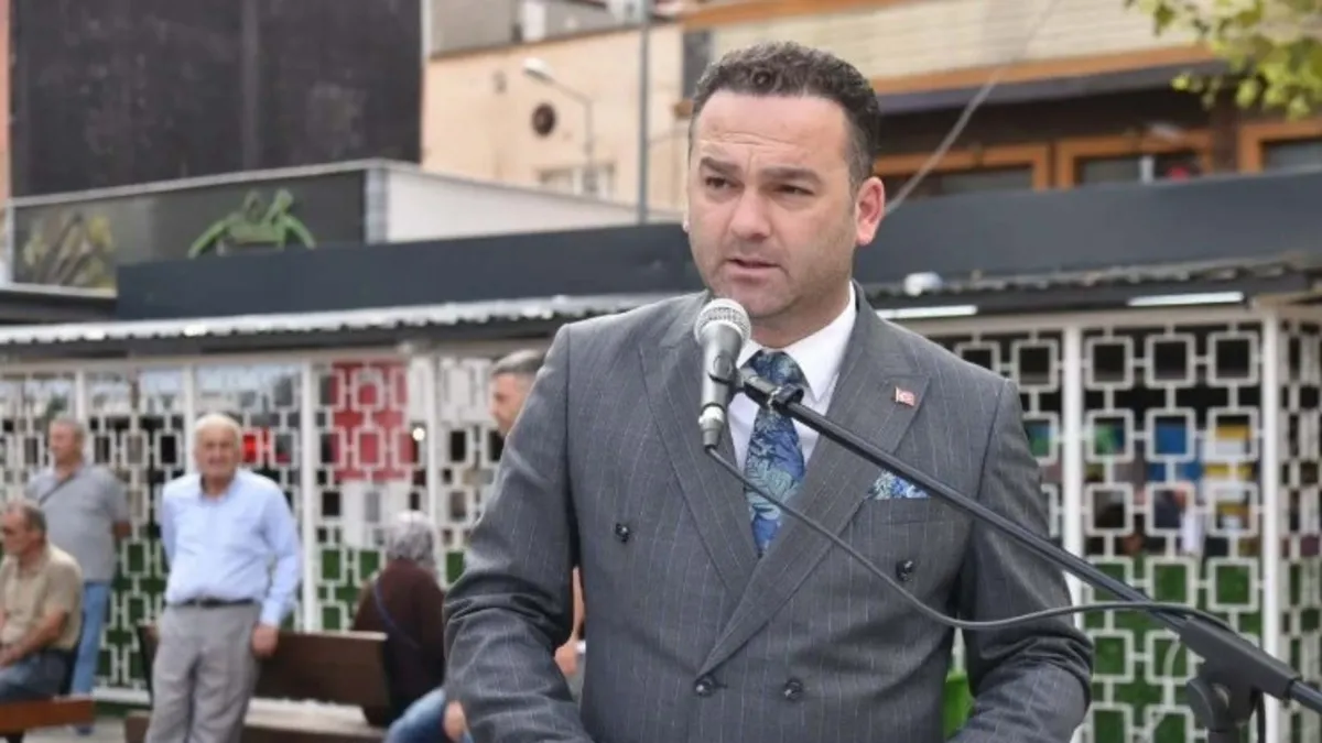 Taciz iddialarıyla gündeme gelmişti: CHP’li Belediye Başkanı Hasbi Dede tutuklandı! Taciz iddialarıyla gündeme gelmişti: CHP’li Belediye Başkanı Hasbi Dede tutuklandı!