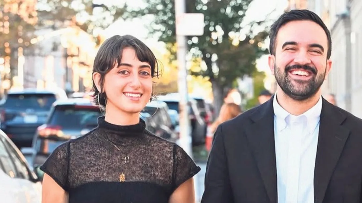 Z kuşağının yeni stil ikonu! New York’un belediye başkanının eşinin protokol elbisesi yok