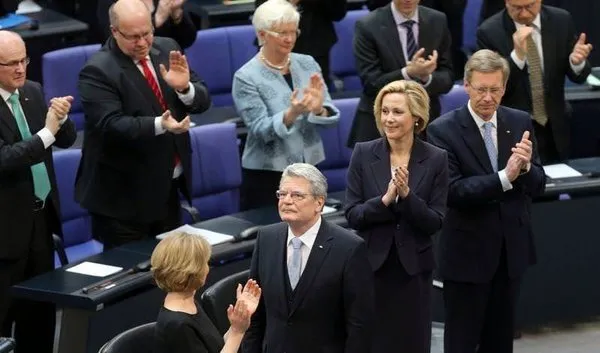 Gauck'un yemin töreninden kareler