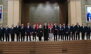 Son dakika haberi: Başkan Recep Tayyip Erdoğan’ın açıkladığı yeni kabine listesi Türkiye tarihine geçti!