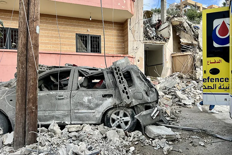 Katil İsrail Lübnan’da kara harekatında başarı sağlayamadı: Hava saldırılarını ise sürdürüyor