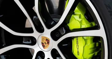 2019 Porsche Cayenne E-Hybrid neler sunuyor?