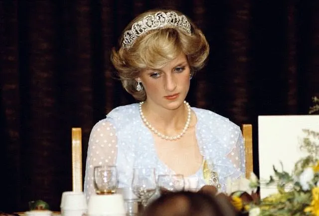 İşte Kraliçe Elizabeth’in Diana’nın kaza geçirdiğini öğrendiğinde verdiği ilk tepki