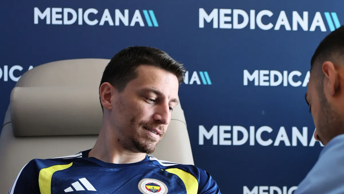 Fenerbahçe'de Mert Hakan Yandaş gelişmesi
