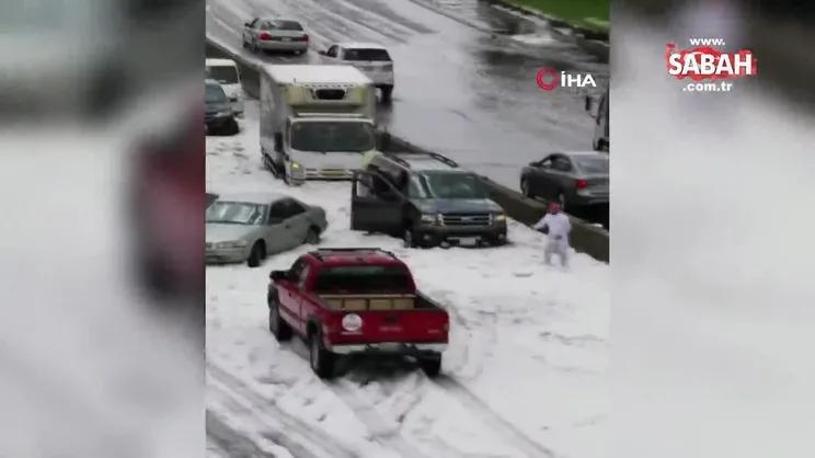 Suudi Arabistan’da dolu yağışı hayatı felç etti | Video