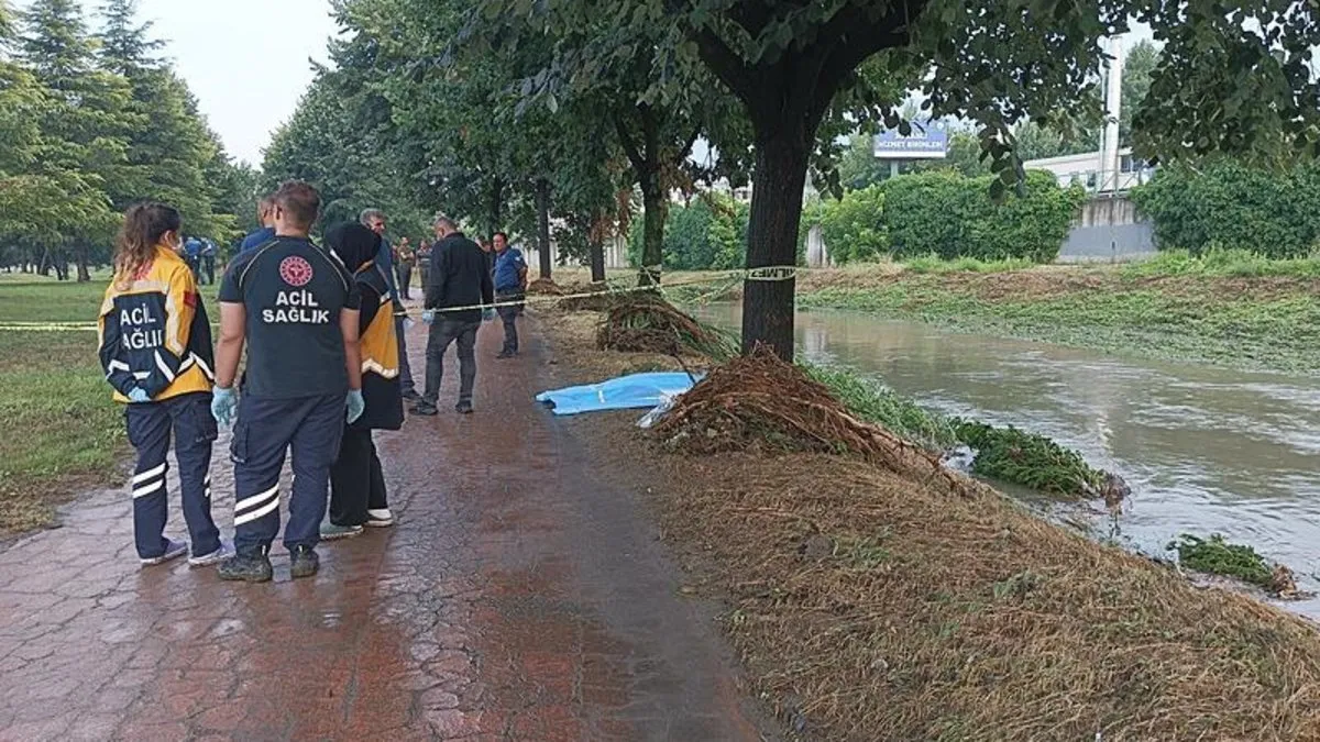 Nilüfer Çayı’nda sürüklenen erkek cesedi bulundu Nilüfer Çayı’nda sürüklenen erkek cesedi bulundu