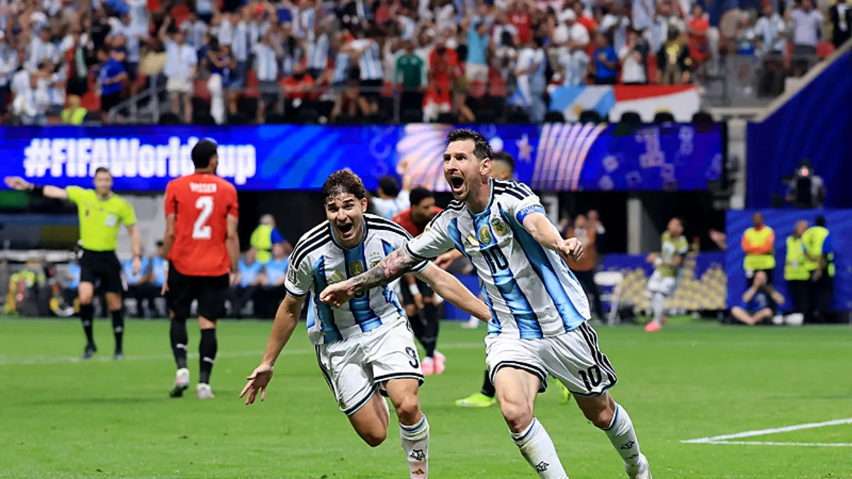 Julian Alvarez: Messi efsane olduğunu gösterdi! Julian Alvarez: Messi efsane olduğunu gösterdi!
