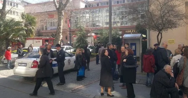 Kadıköy adliyesinde yangın