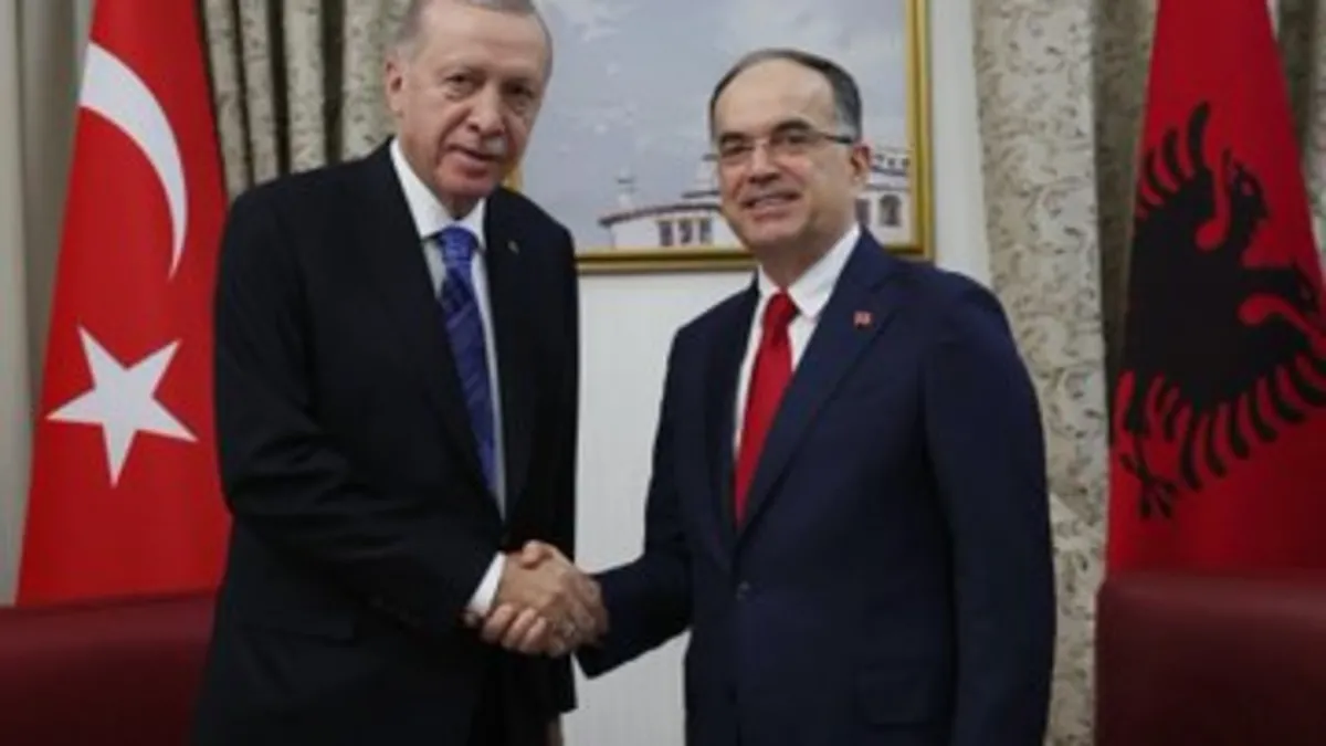 Başkan Erdoğan, Arnavutluk Cumhurbaşkanı Begaj ile görüştü Başkan Erdoğan, Arnavutluk Cumhurbaşkanı Begaj ile görüştü